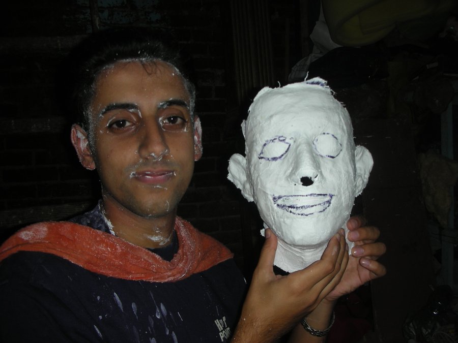 من عرض «رمان»